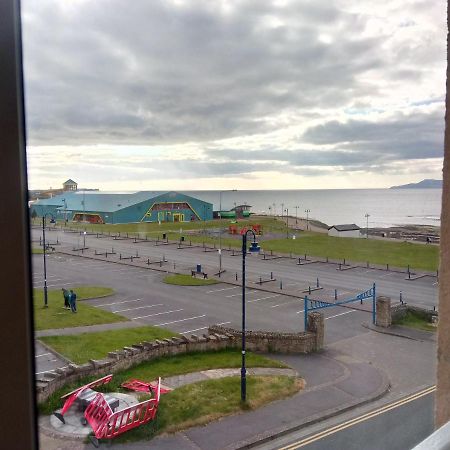 Beach Side Apartment Bundoran Bagian luar foto