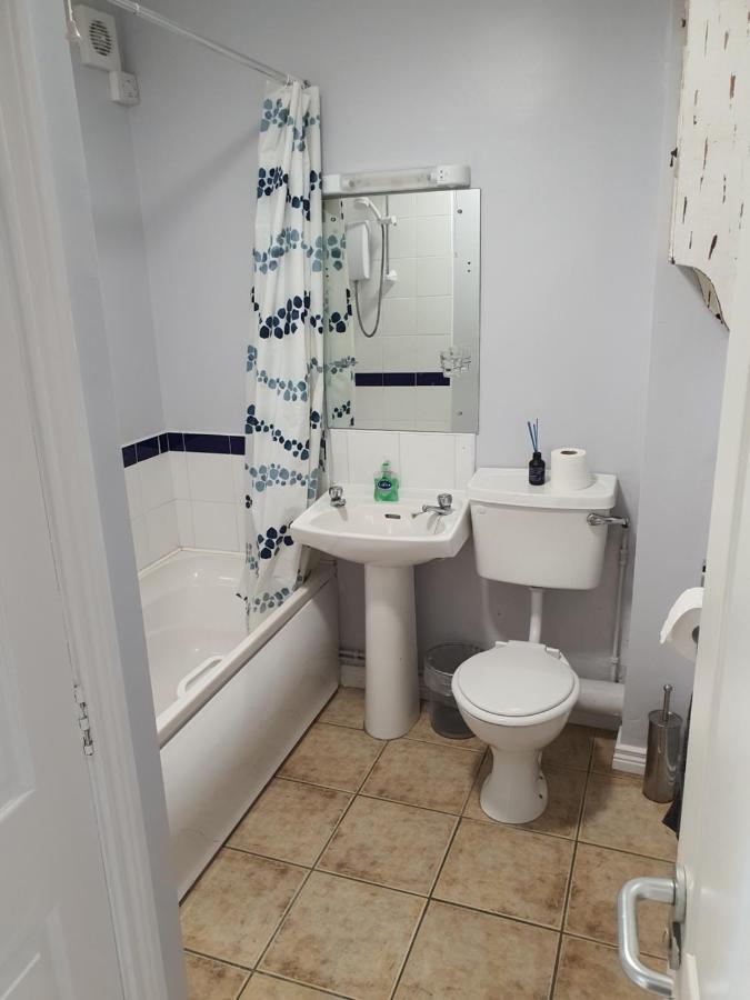 Beach Side Apartment Bundoran Bagian luar foto